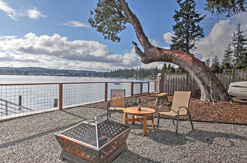 Photo 21 - Gorgeous Poulsbo Waterfront Home on Liberty Bay