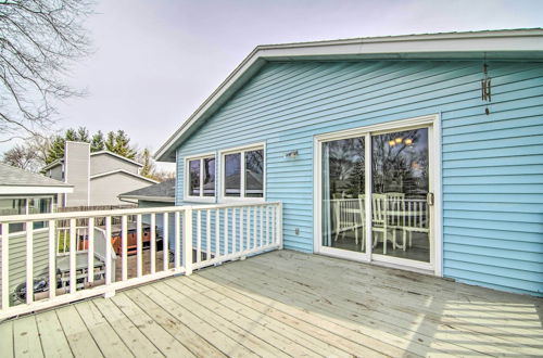 Photo 26 - Cozy Silver Lake Retreat w/ Private Hot Tub