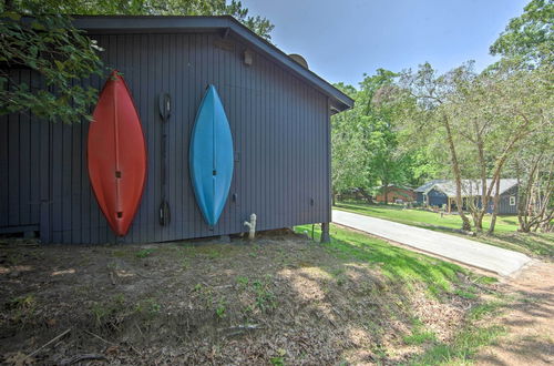 Photo 13 - Cozy Studio Cabin on Lake O the Pines w/ Deck