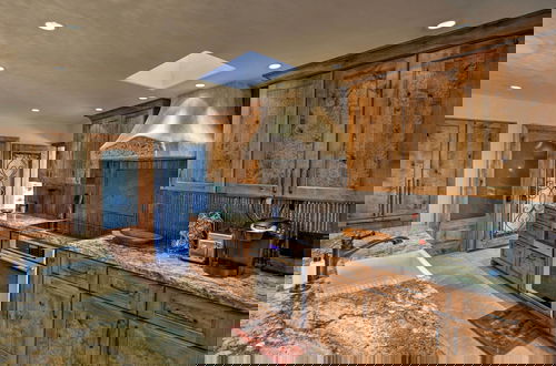 Foto 8 - Luxe Tucson Vineyard Home w/ Views & Fire Pit