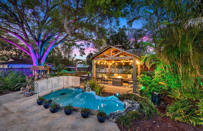 Luxe Largo Retreat: Pool, Games, Basketball & More - Foto 12