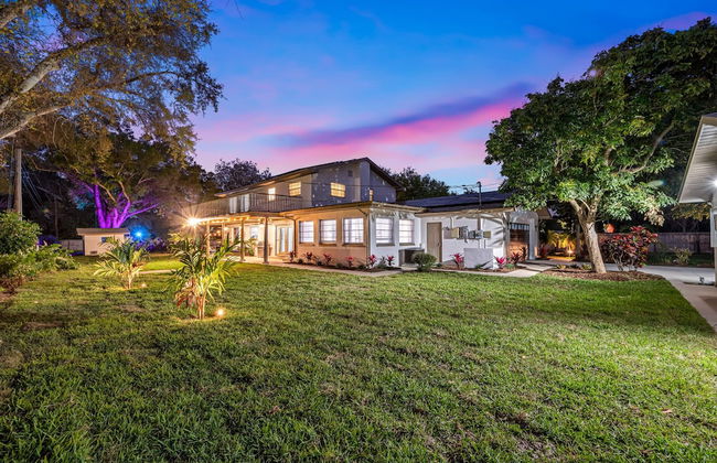 Luxe Largo Retreat: Pool, Games, Basketball & More - Foto 70