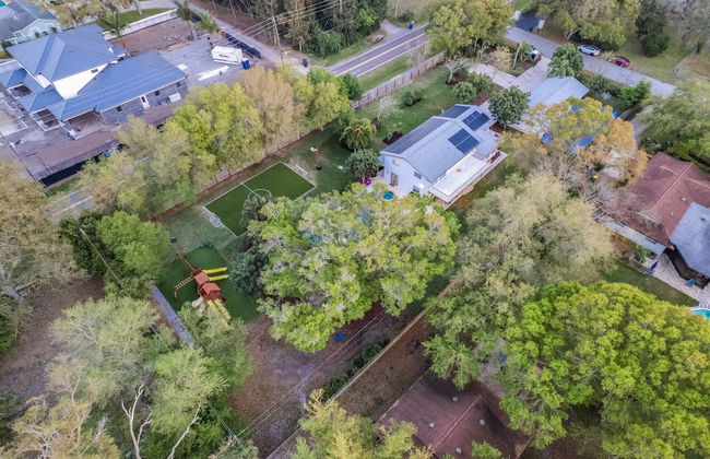 Luxe Largo Retreat: Pool, Games, Basketball & More - Foto 64