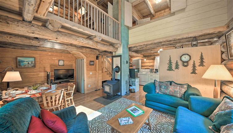 Foto 1 - Expansive Moyie Riverfront Cabin - Pets Welcome
