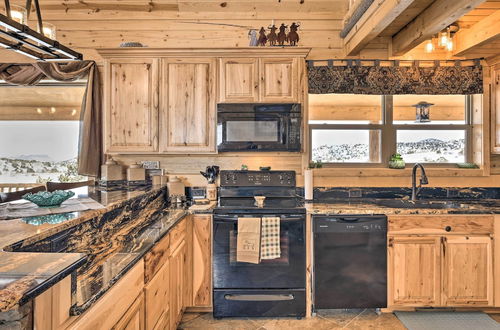 Photo 27 - Peaceful Cabin w/ Panoramic Mtn Views & Hot Tub