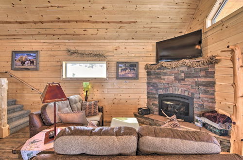 Photo 39 - Peaceful Cabin w/ Panoramic Mtn Views & Hot Tub