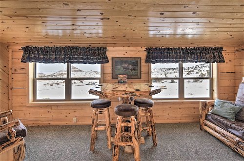 Foto 28 - Peaceful Cabin w/ Panoramic Mtn Views & Hot Tub