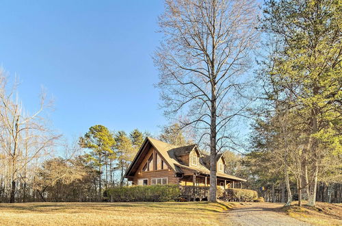 Photo 5 - Cozy Cabin w/ Loft ~10 Mi to Lake Lure