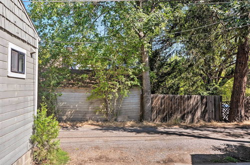 Photo 24 - Warm & Inviting Ashland Cottage < Half-mile to SOU