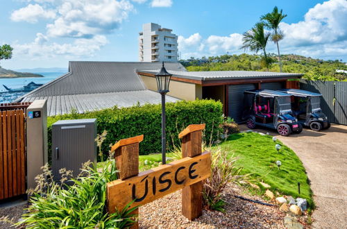 Photo 22 - The Boathouse - Luxury Holiday Home with Jacuzzi