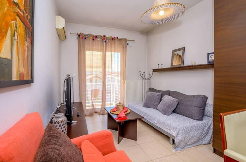 Foto 10 - Remarkable Quite 1-bed Apartment in Orestiada
