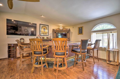 Photo 5 - Updated Buckeye Lake Retreat w/ Game Room