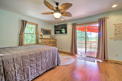 Photo 36 - Updated Buckeye Lake Retreat w/ Game Room