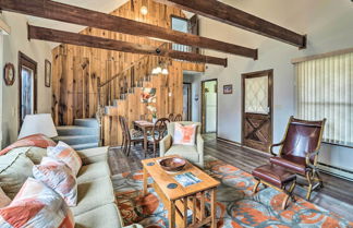 Foto 1 - Cozy Blue Ridge Mtn Cabin w/ Mountain Views