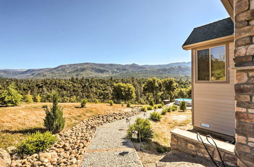 Photo 29 - Lovely Mountain Cottage w/ Pool: 28 Mi to Yosemite