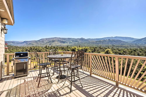 Photo 9 - Lovely Mountain Cottage w/ Pool: 28 Mi to Yosemite