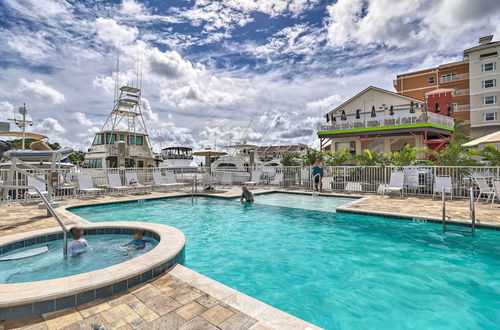 Foto 19 - Condo w/ Marina Views - Walk to Madeira Beach