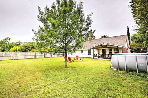 Photo 14 - Mcqueeny Hill Country Home w/ Covered Patio