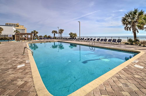 Photo 5 - Oceanfront Myrtle Beach Condo w/ Balcony