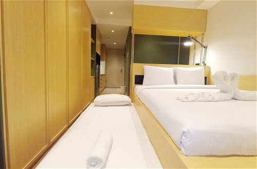 Foto 1 - Comfy And Best Deal Studio At Mataram City Apartment