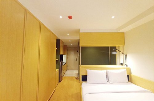 Photo 3 - Comfy And Best Deal Studio At Mataram City Apartment