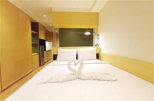 Photo 4 - Comfy And Best Deal Studio At Mataram City Apartment