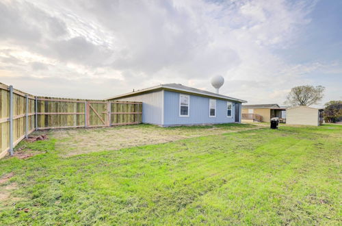 Photo 10 - Family-friendly Bellmead Home ~ 6 Mi to Waco