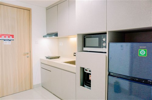 Photo 7 - Homey And Simply Look 1Br Bintaro Embarcadero Apartment