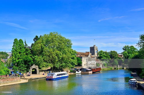 Photo 12 - Luxurious 2-bed Apartment in Maidstone Kent