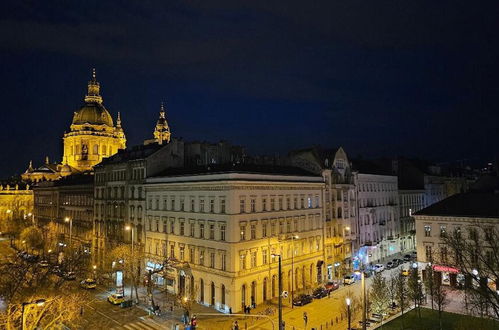 Photo 29 - Spacious 1 Bed Basilica Apartment - With Balcony