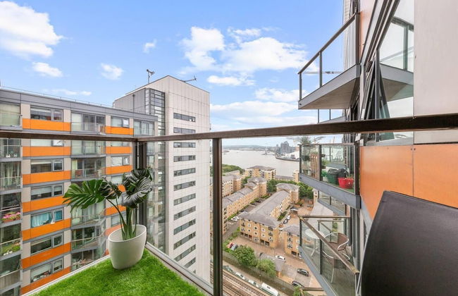 Lovely & Cosy 2 Beds London Skyline View - Photo 21