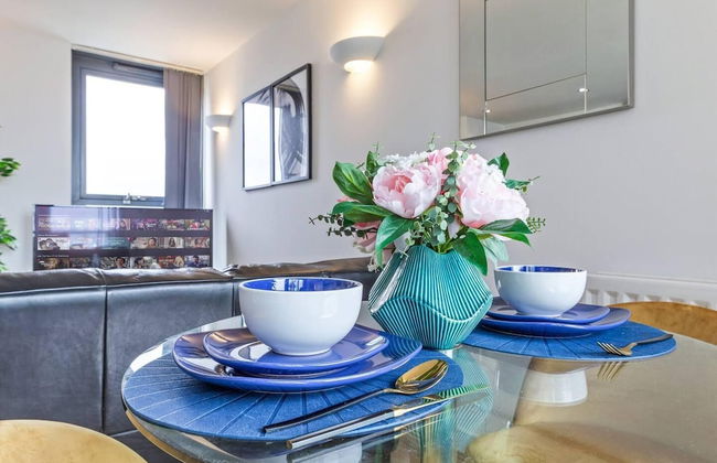 Lovely & Cosy 2 Beds London Skyline View - Photo 17