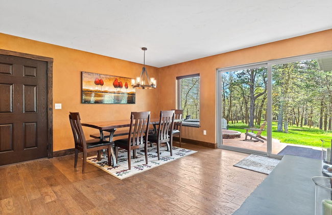 Larkspur Hills 5 BR Villa with Hot Tub - Photo 16