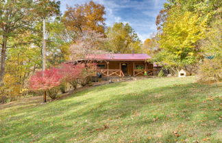 Foto 1 - French Lick Getaway w/ Deck, Grill & Fire Pit