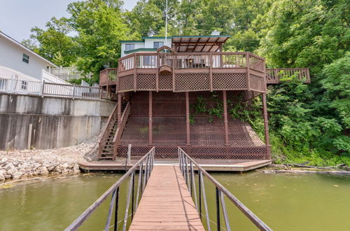 Photo 7 - Lakefront Versailles Vacation Rental w/ Dock