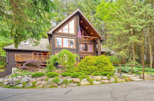 Photo 32 - Magical Metamora Cottage w/ Fire Pit, Pond, Deck