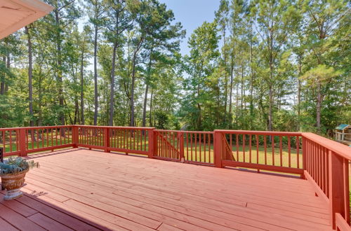 Foto 19 - Tree-lined Theodore Home w/ Private Fishing Pier