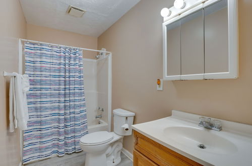 Photo 20 - Pet-friendly Oak Hill Vacation Rental