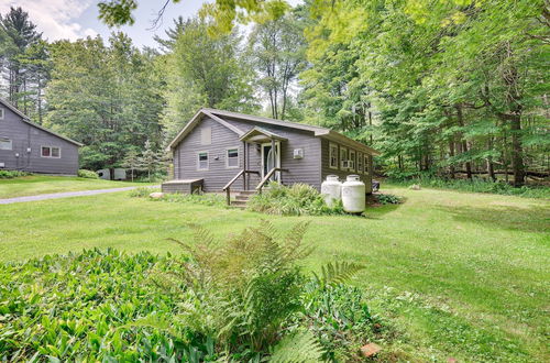 Foto 18 - Brantingham Cottage w/ Fire Pit & Forested Views