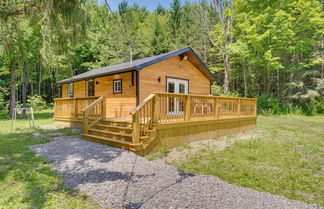 Foto 1 - Cozy Ellicottville Cabin w/ Water Views - Near Ski