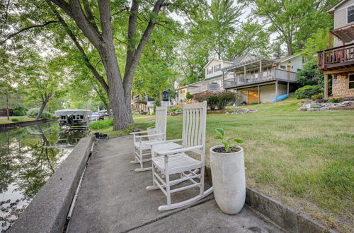 Photo 30 - Dog-friendly Pinckney Vacation Rental on Canal