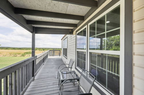 Photo 6 - Del Valle Countryside Retreat w/ Private Deck