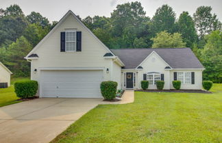 Photo 3 - Cozy North Carolina Abode - Minutes From Downtown