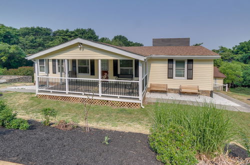 Photo 25 - Harpers Ferry Home w/ Private Pool & Hot Tub