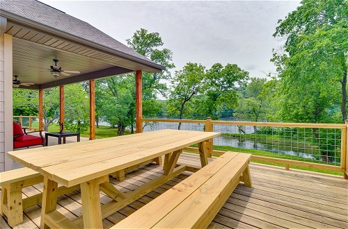 Foto 4 - Waterfront Getaway w/ Patio on the White River