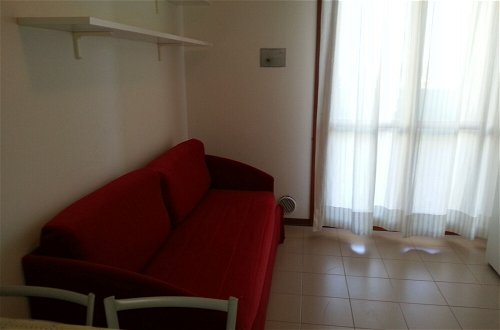 Foto 7 - One Bedroom Flat in a Residence With Swimming Pool