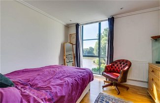 Foto 2 - Brand New 2-bed Apartment in Brentford Kew Gardens