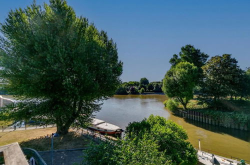 Photo 8 - Brand New 2-bed Apartment in Brentford Kew Gardens