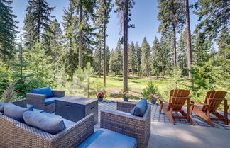 Photo 1 - Stunning Cle Elum Retreat w/ Fire Pit & Hot Tub