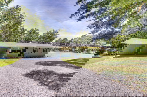 Foto 2 - Pet-friendly Alabama Retreat w/ Deck & Patio